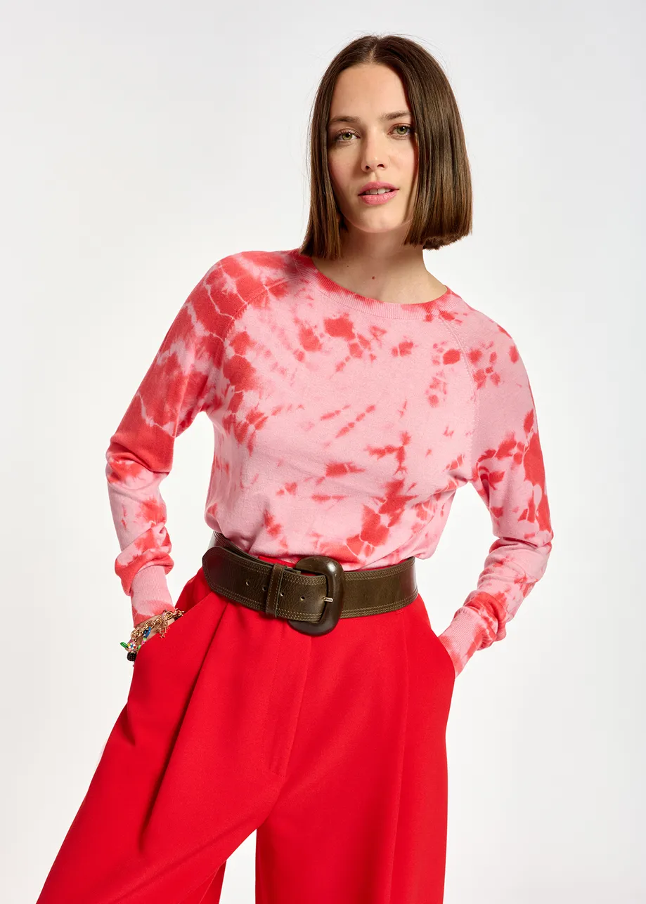 Pull tie-dye rouge et rose