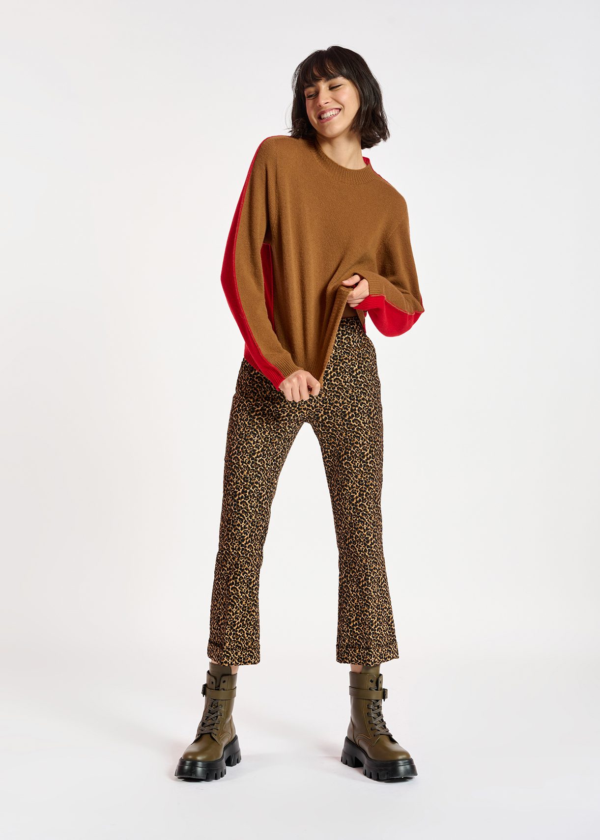 Brown and red merino-cashmere knit sweater