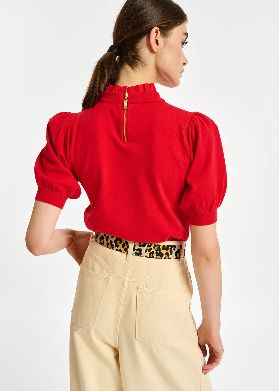 Red short-sleeved sweater with stand-up collar