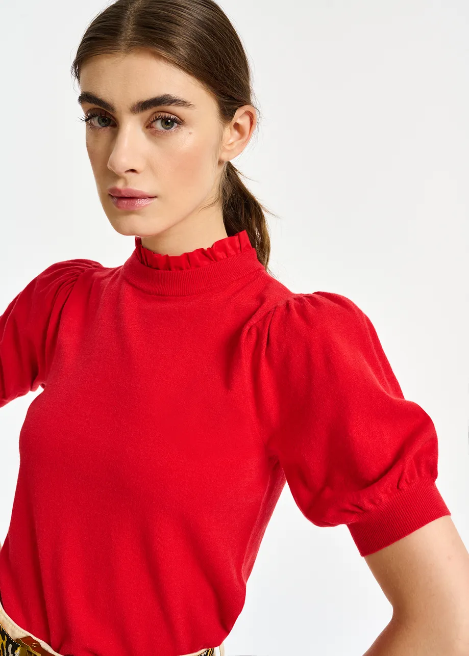 Red short-sleeved sweater with stand-up collar