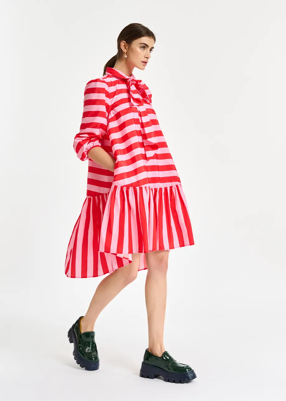 Mini robe oversize à rayures rouges et roses