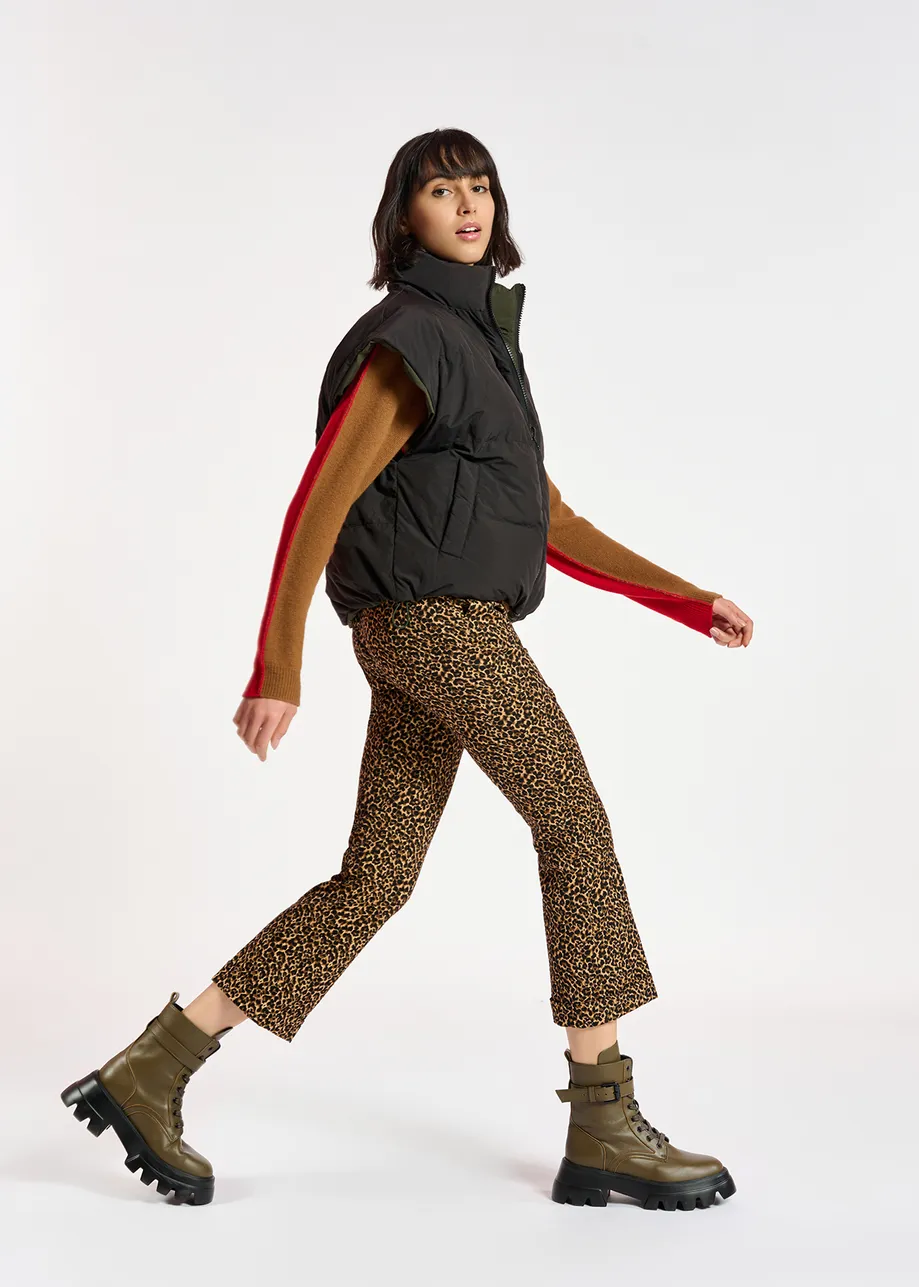 Flared-fit leopard-motif pants