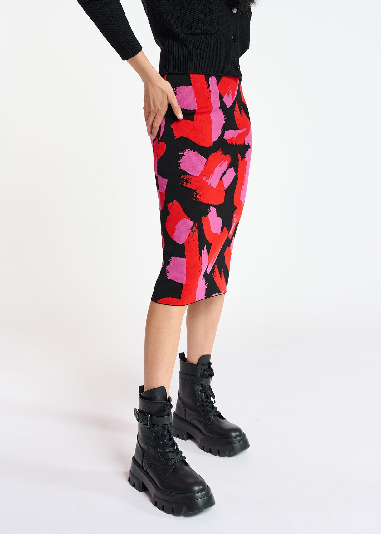 Black, red and fuchsia jacquard-knit midi skirt