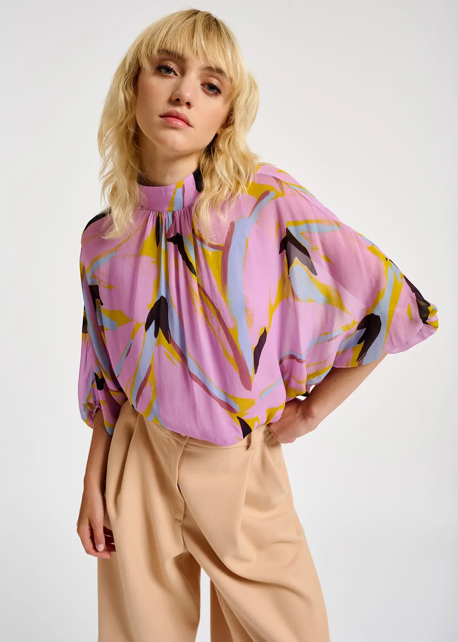 Lilac abstract-print top with puffed sleeves