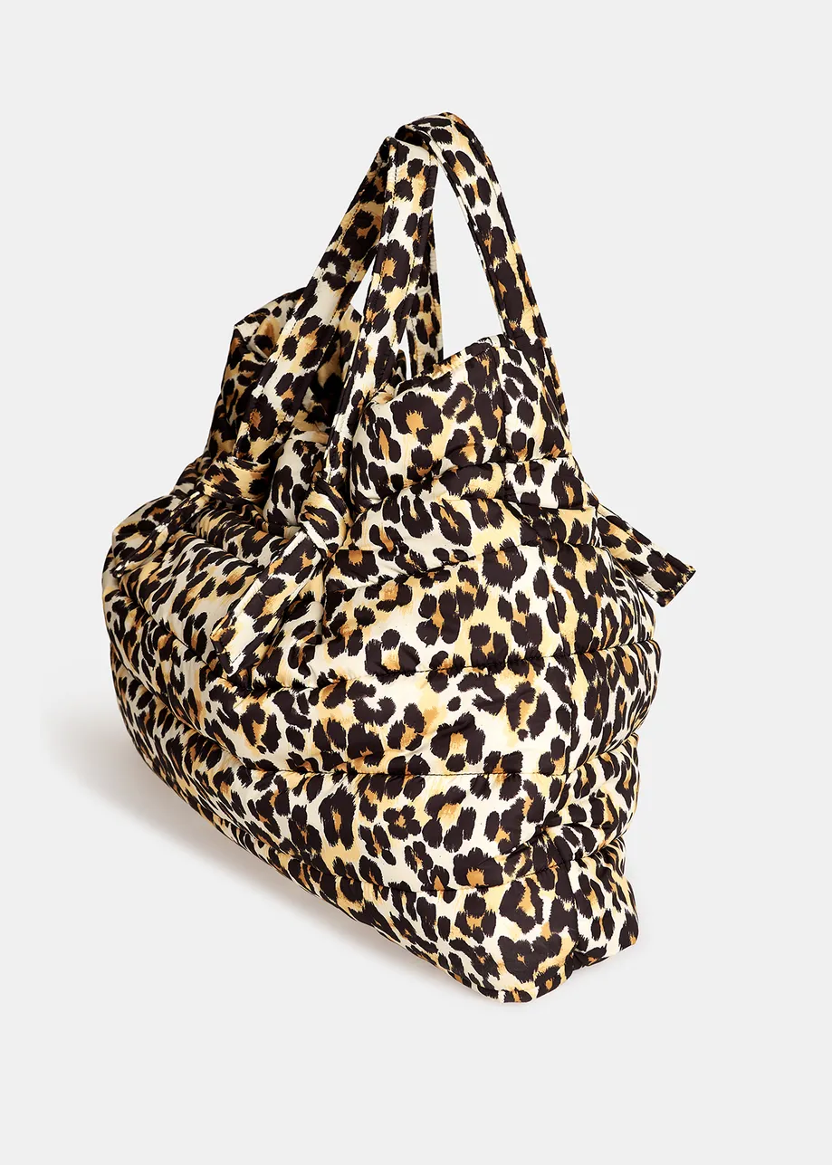 Leopard-print quilted shopper bag