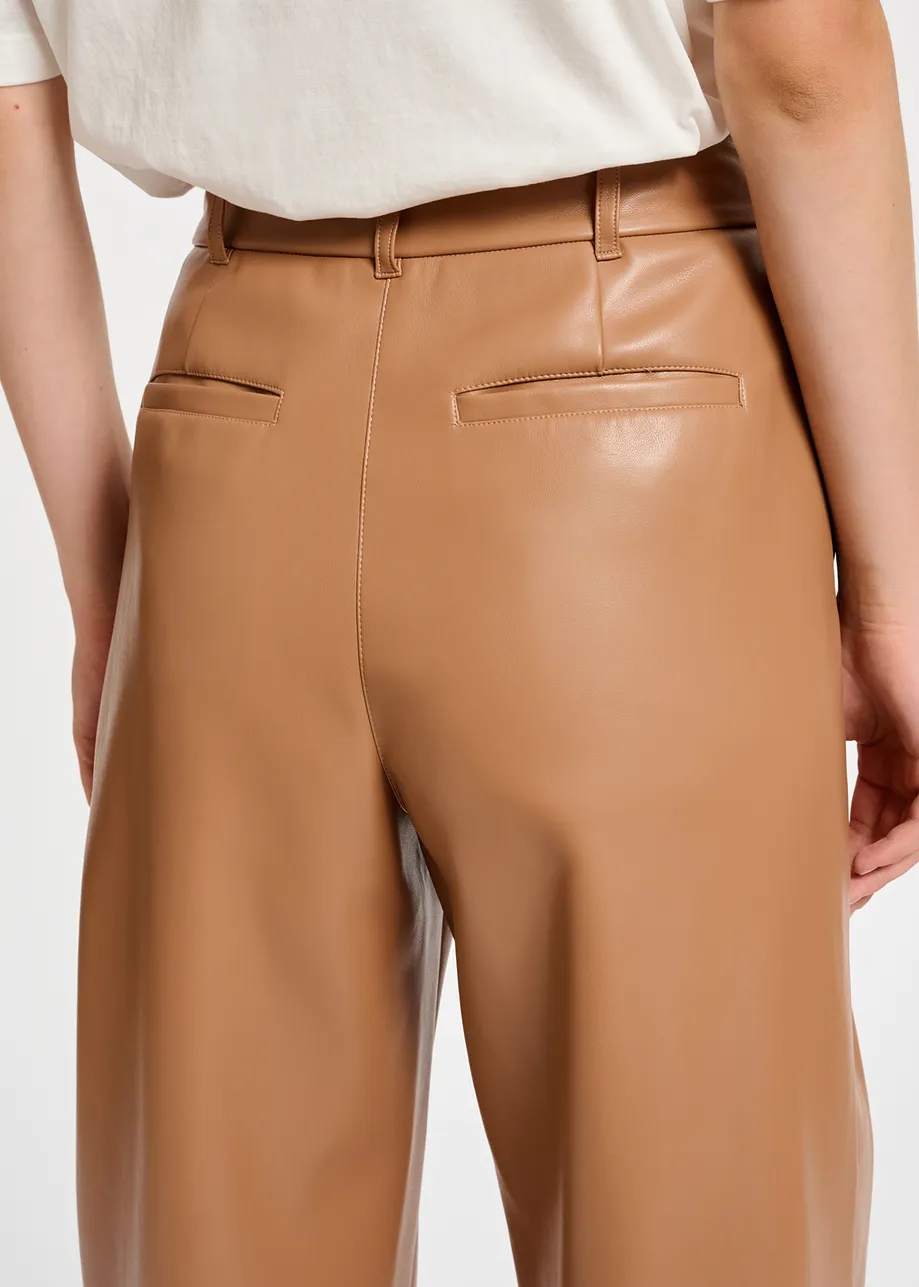 Camel leren broek met rechte pijpen