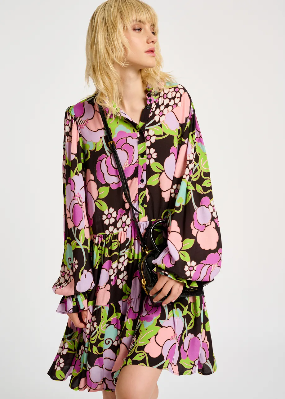 Zwarte midi-jurk met volants en bloemen