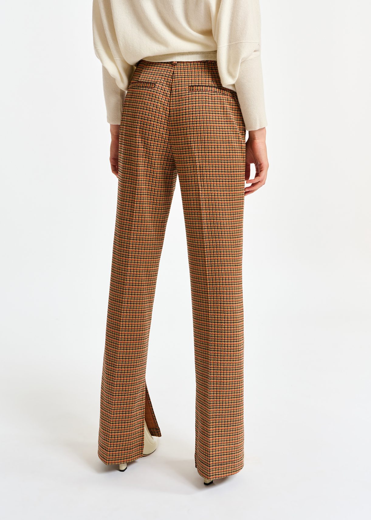 Brown and orange houndstooth motif tailored pants