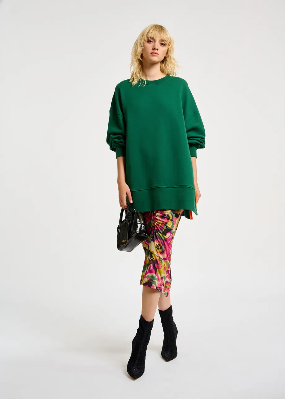Dark green organic cotton sweatshirt with boxy cut