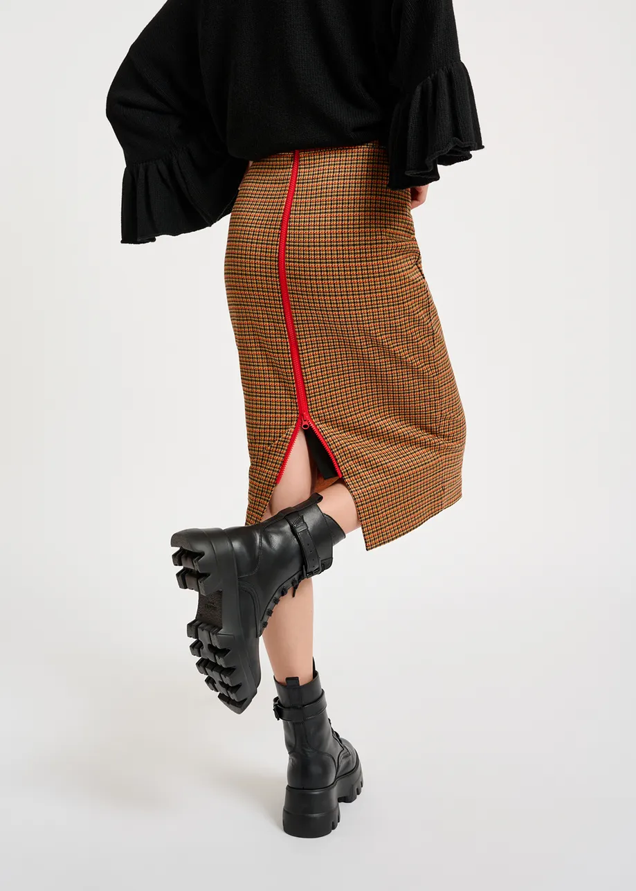 Brown and orange houndstooth motif pencil skirt