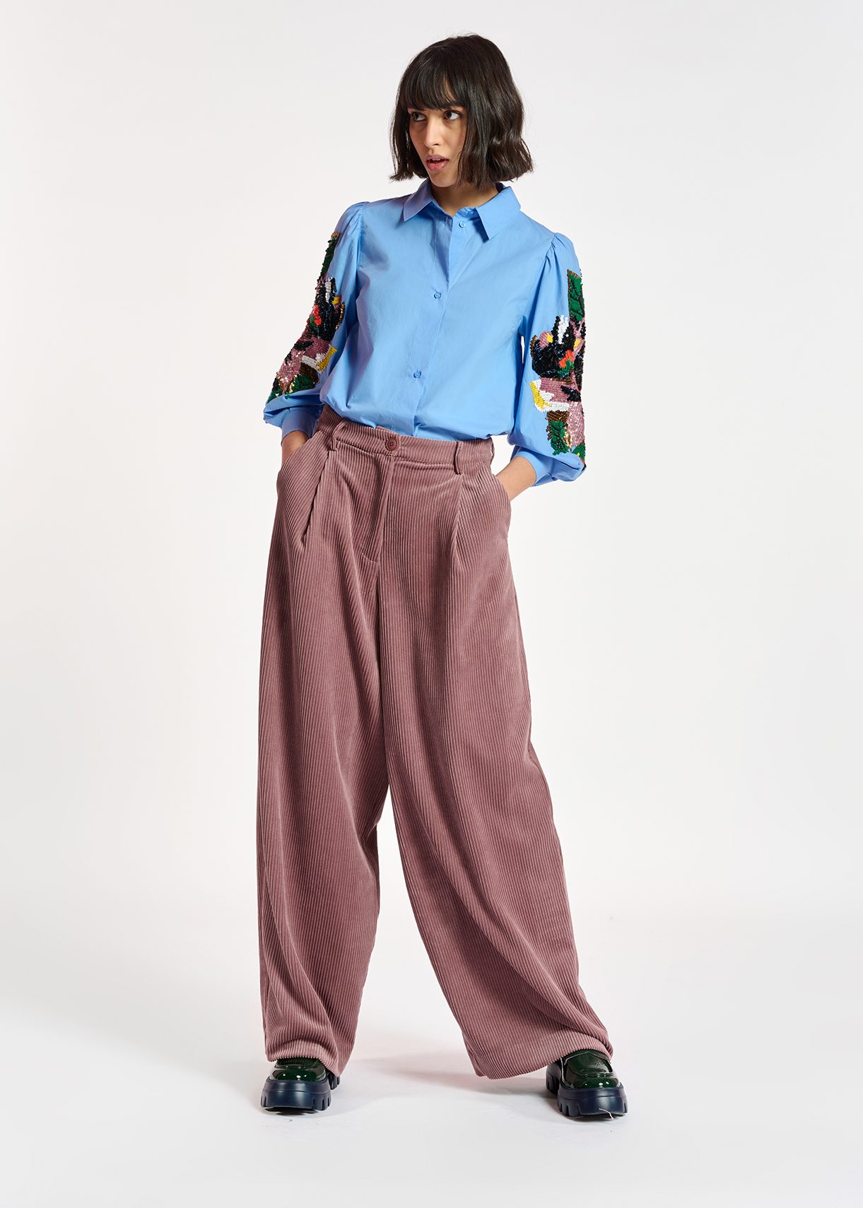 Mauve wide-leg corduroy pants