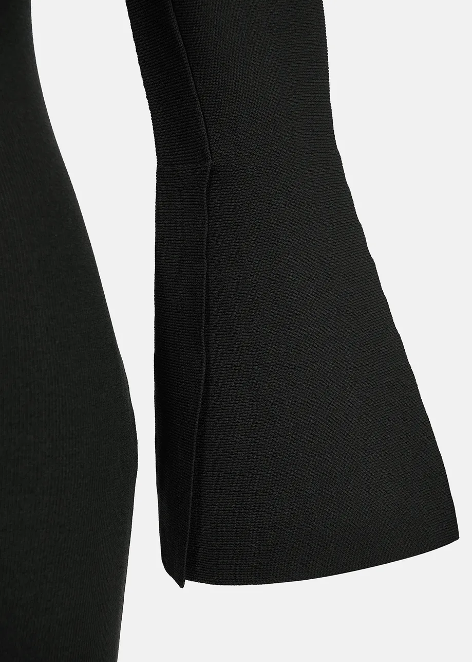 Zwarte gebreide midi-jurk met trompetmouwen