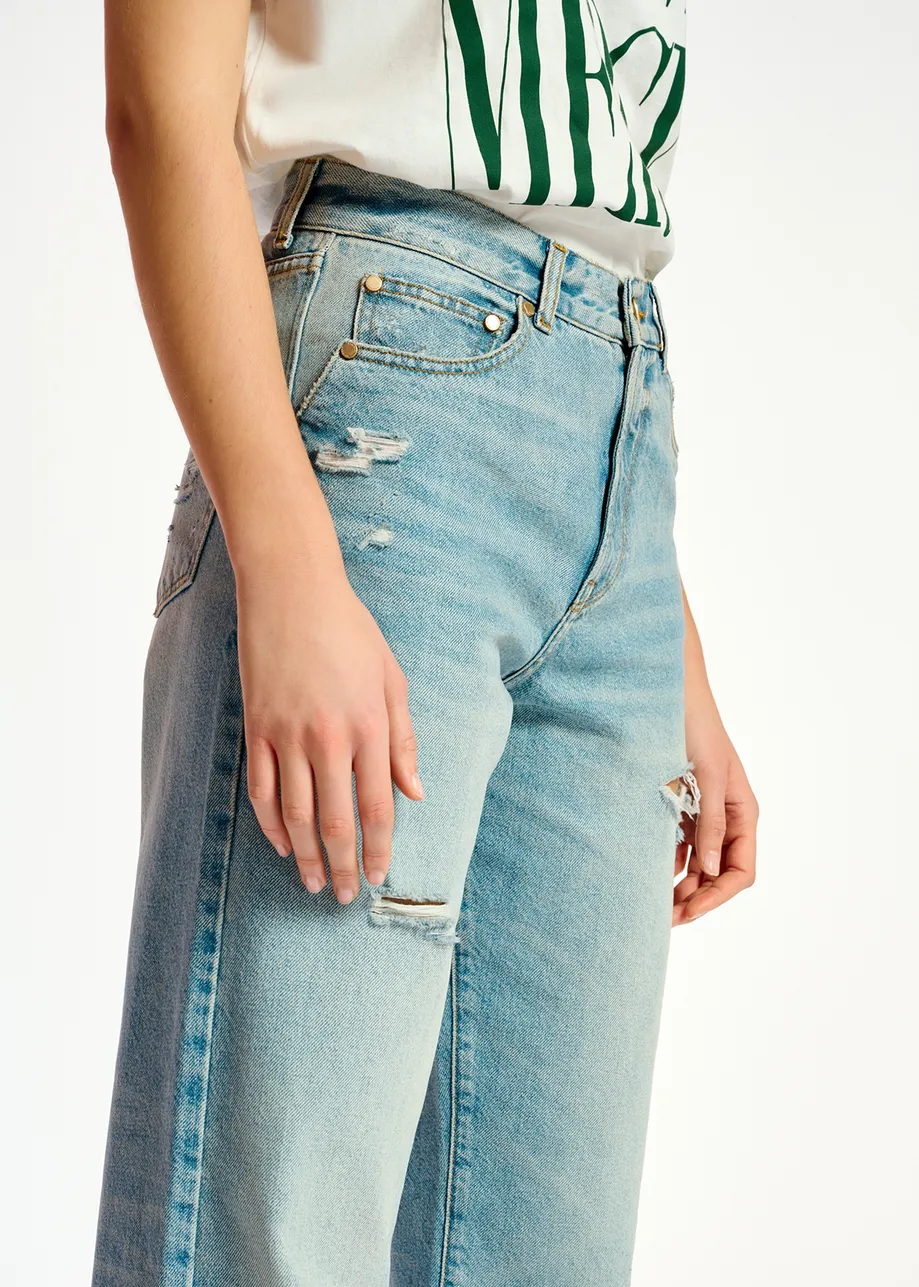 Distressed blue boyfriend jeans