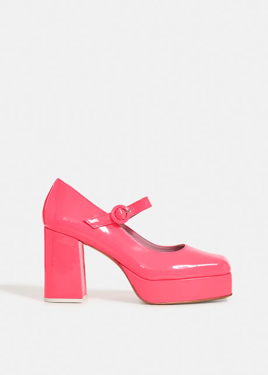 Roze plateaupumps van gepatenteerd leer