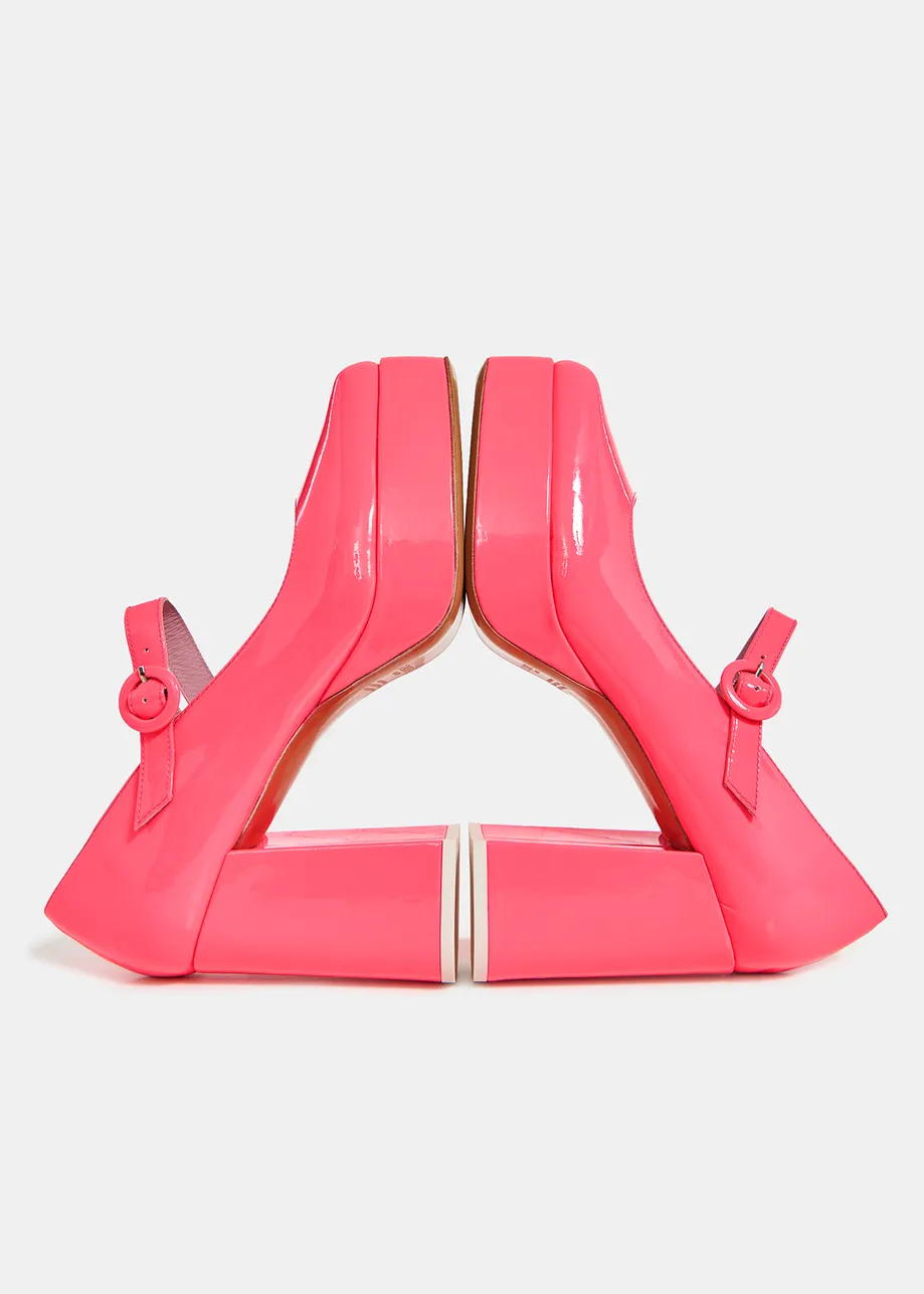 Pink patent-leather platform pumps