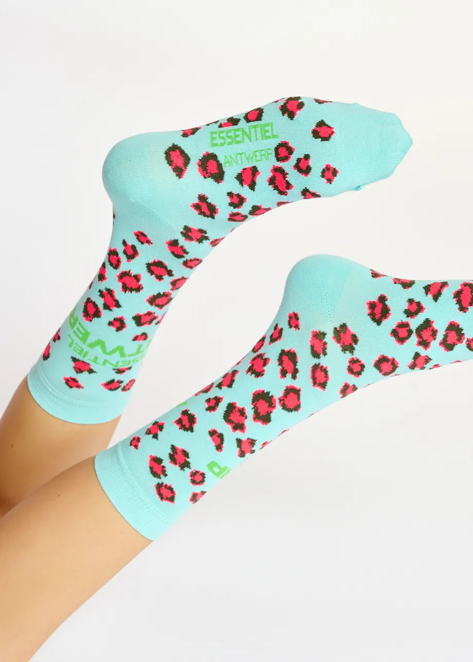 Blue and neon pink leopard-motif socks