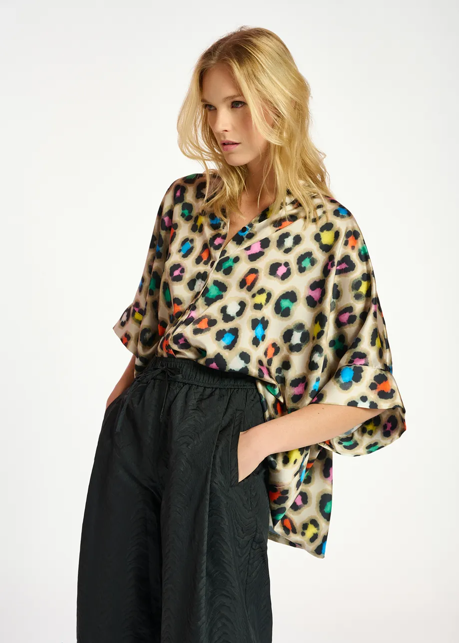 Beige oversized shirt with multicolor leopard print