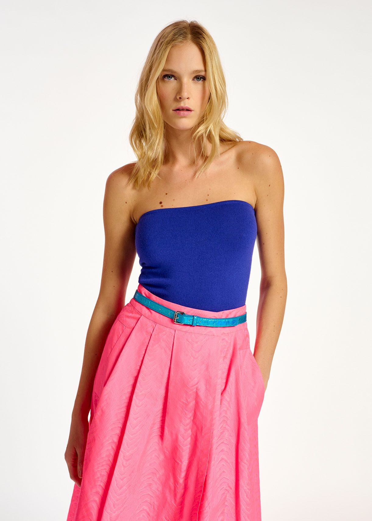 Neon pink jacquard midi-length wrap skirt | Essentiel Antwerp Europe