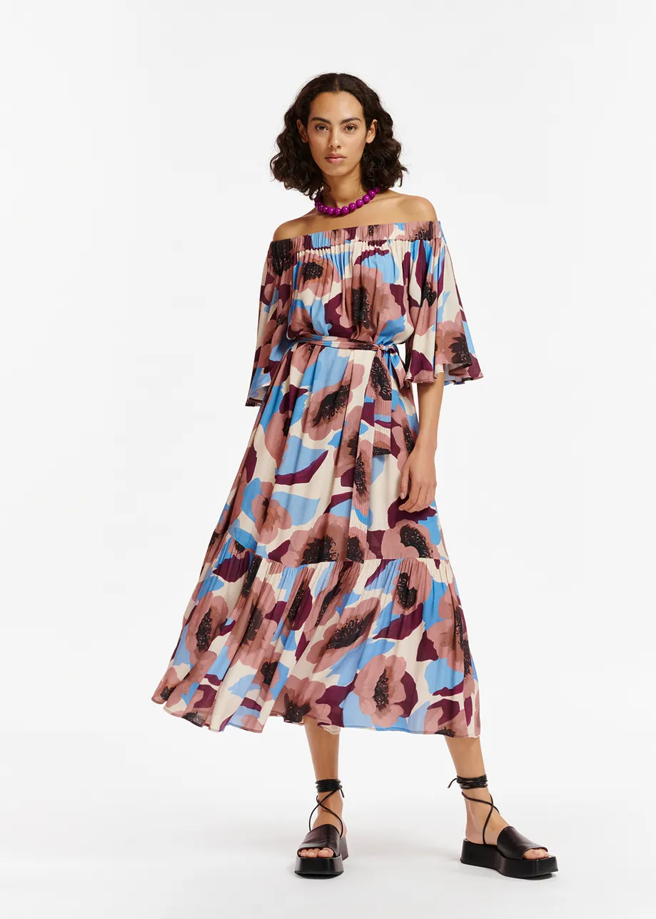 Jurk met blote schouders en mauve, bordeaux en blauwe bloemenprint