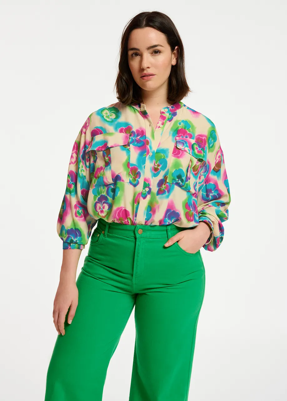 Multicolor oversized shirt with floral print