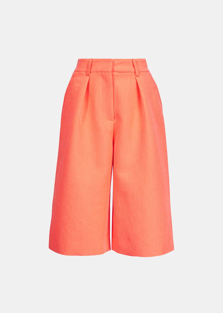 Coral red knee-length shorts