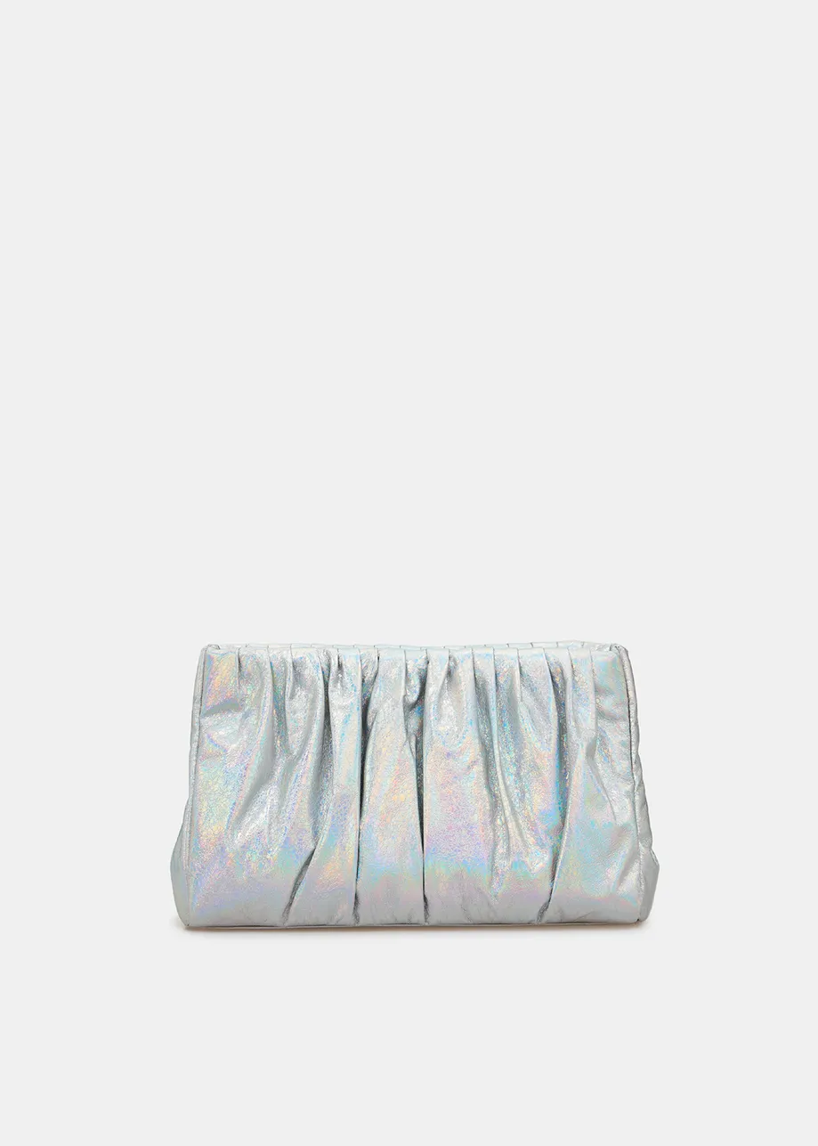 Middelgrote pouch in metallic zilver
