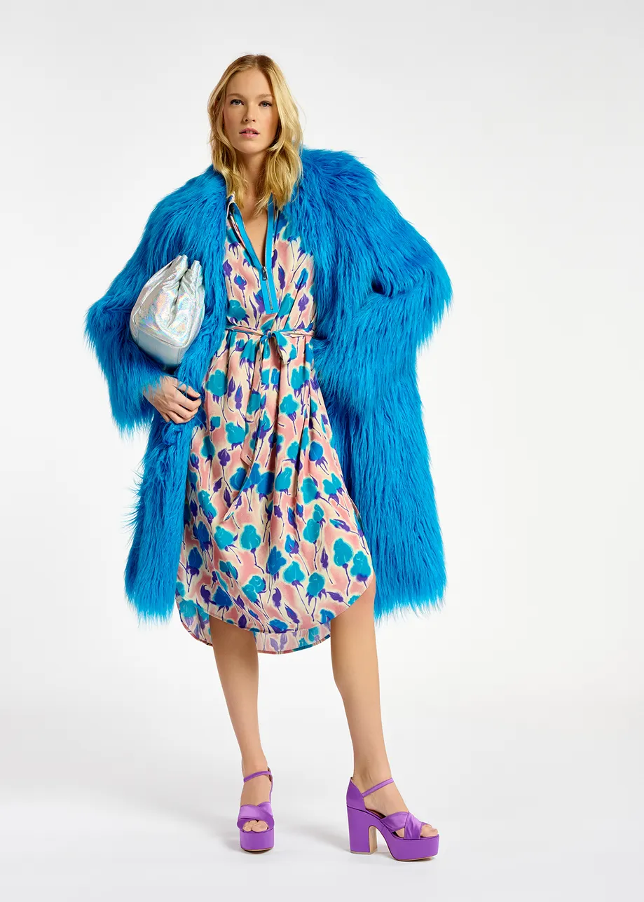 Midi-jurk met lichtroze, blauwe en paarse bloemenprint