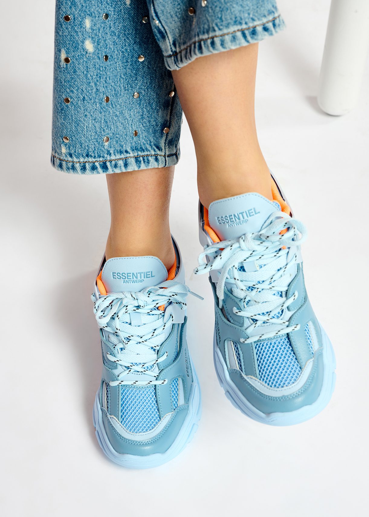 Light blue sneakers set on chunky soles | Essentiel Antwerp Europe