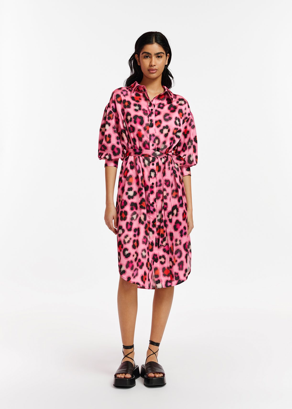 Pink knee-length shirt dress with multicolor leopard print | Essentiel Antwerp United Kingdom Pink knee-length shirt dress with multicolor leopard print | Essentiel Antwerp United Kingdom