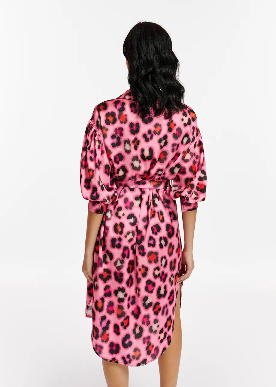 Pink knee-length shirt dress with multicolor leopard print