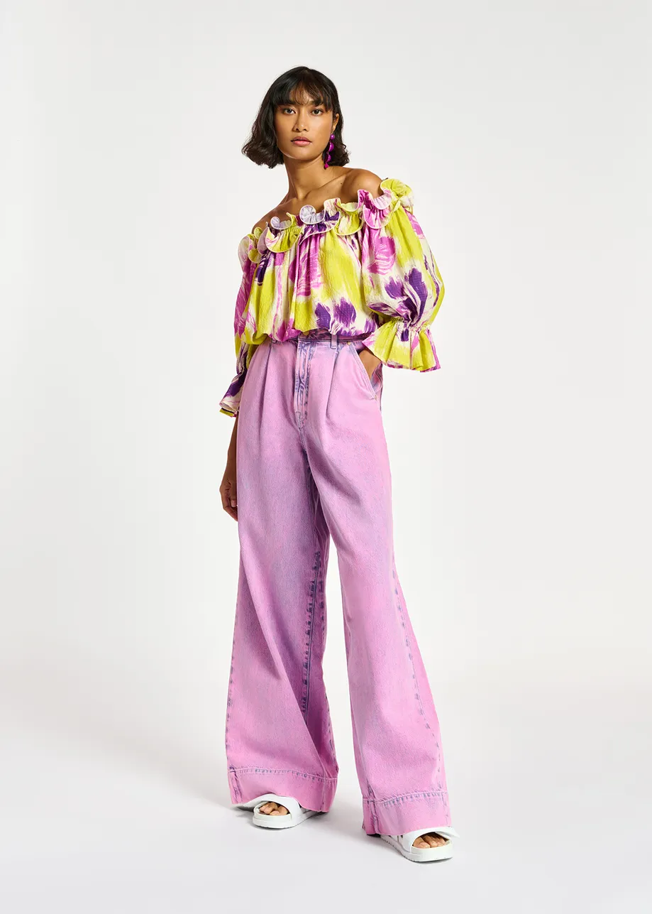 Roze jeans met brede pijpen