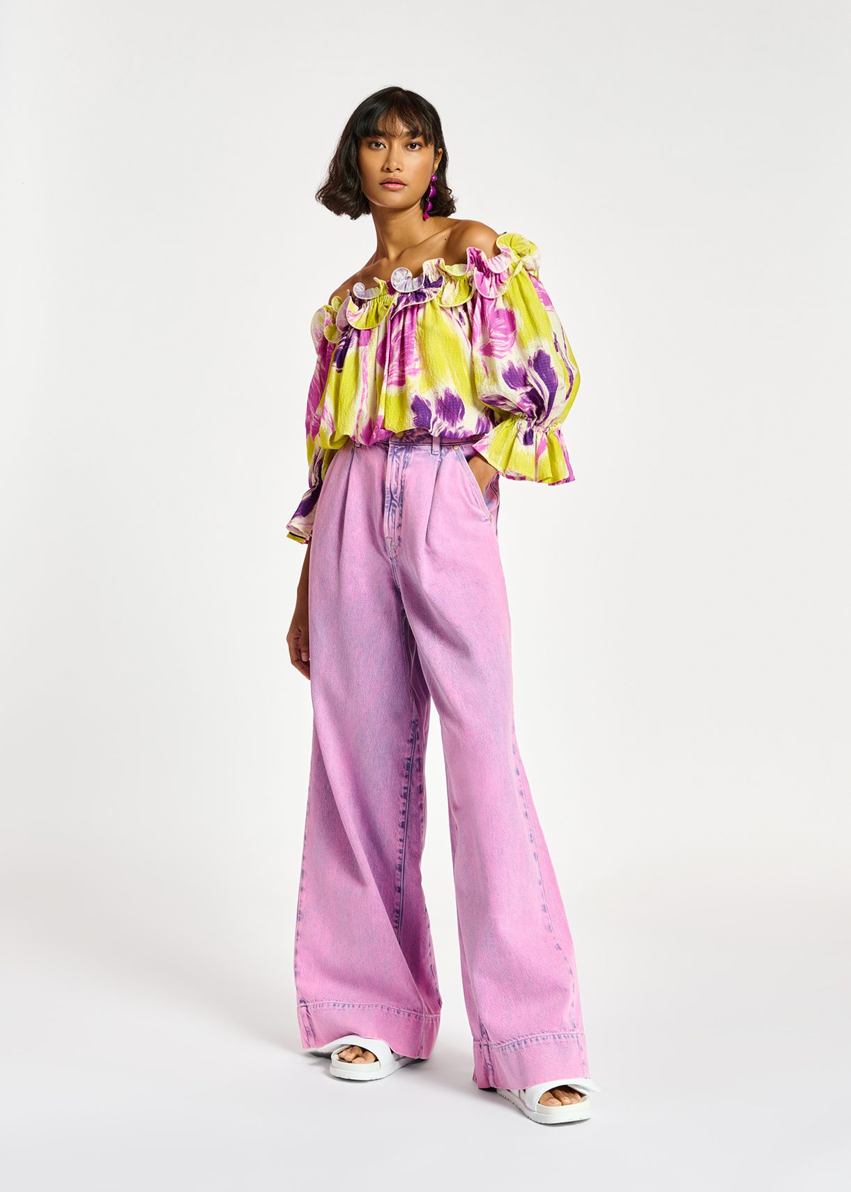 Pink overdyed wide-leg jeans | Essentiel Antwerp United States