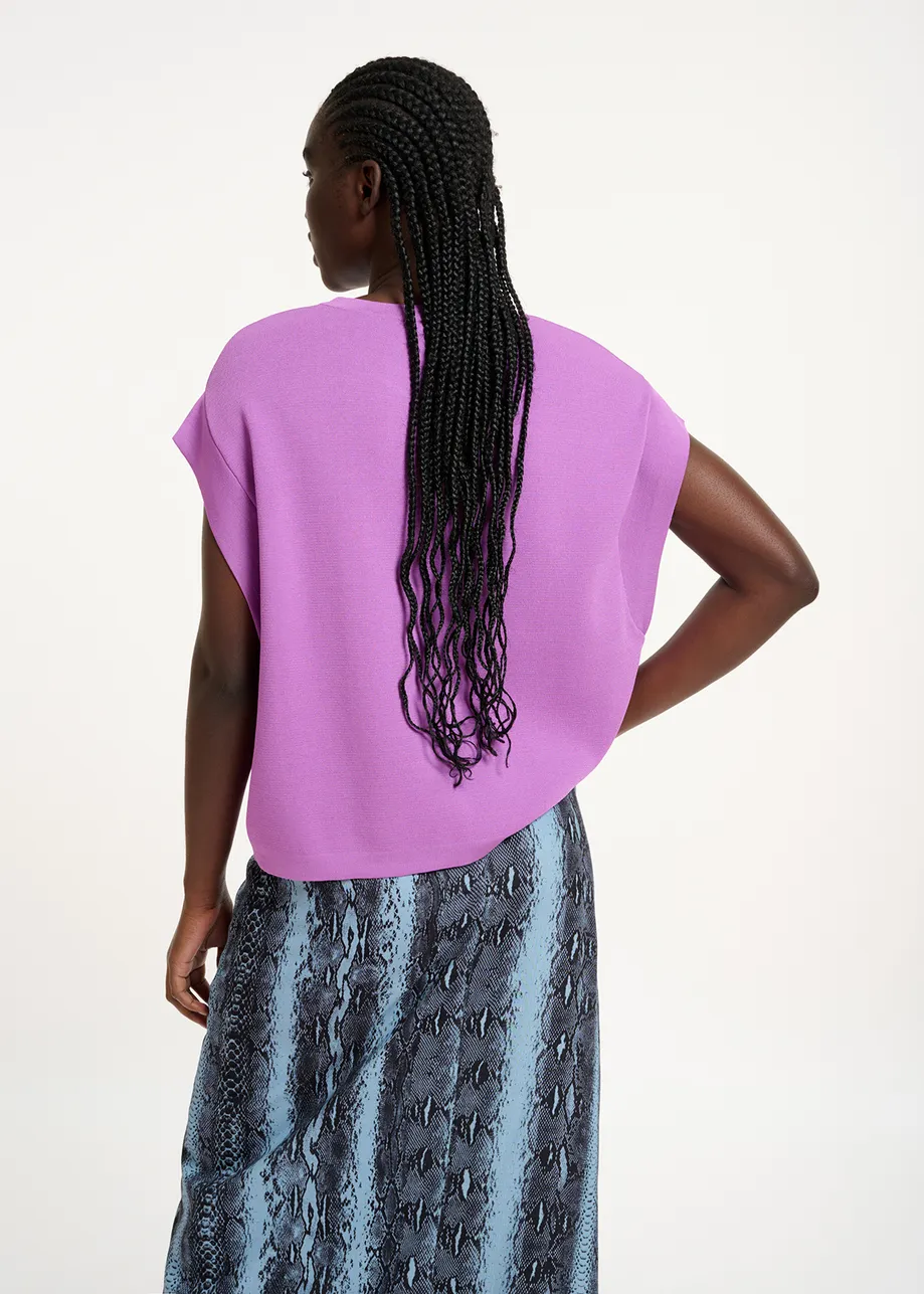 Purple sleeveless knitted sweater