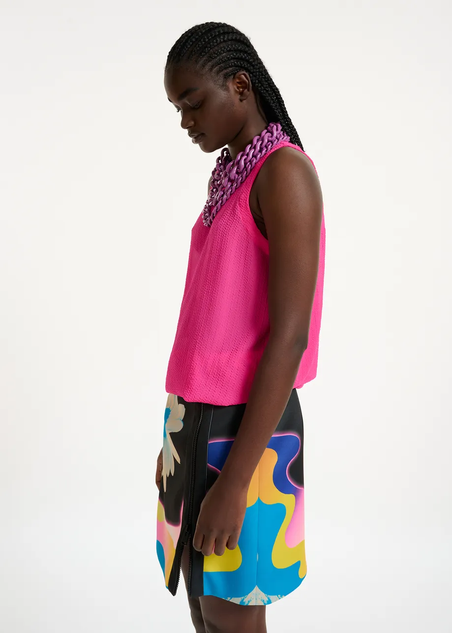 Fuchsia sleeveless top with drawstring fastening