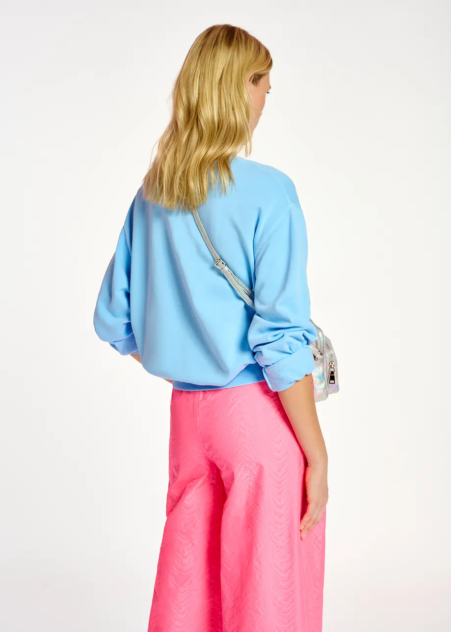 Blue organic cotton sweatshirt with text print
