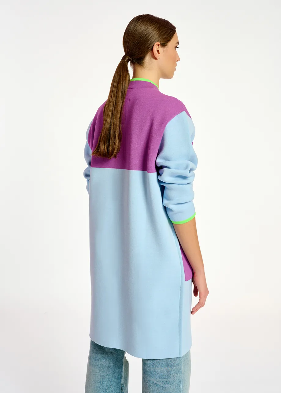 Manteau oversize en tricot bleu clair