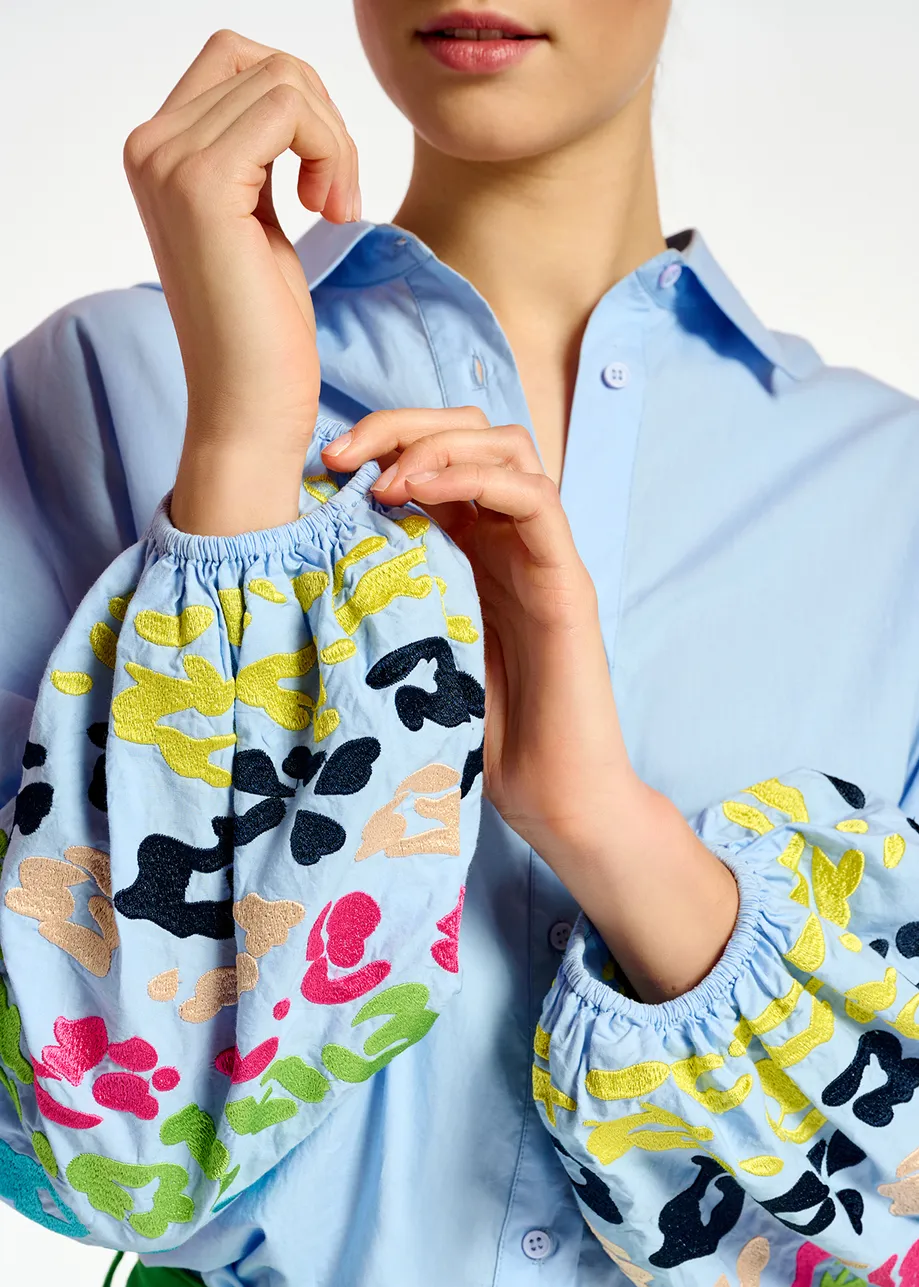 Blue cotton shirt with embroideries