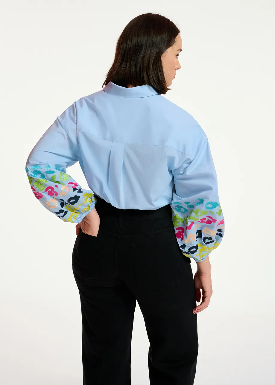 Blue cotton shirt with embroideries