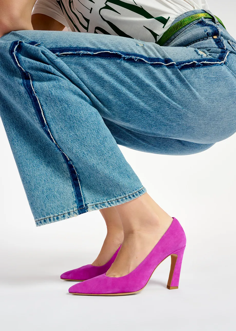 Fuchsia faux suede leather pumps