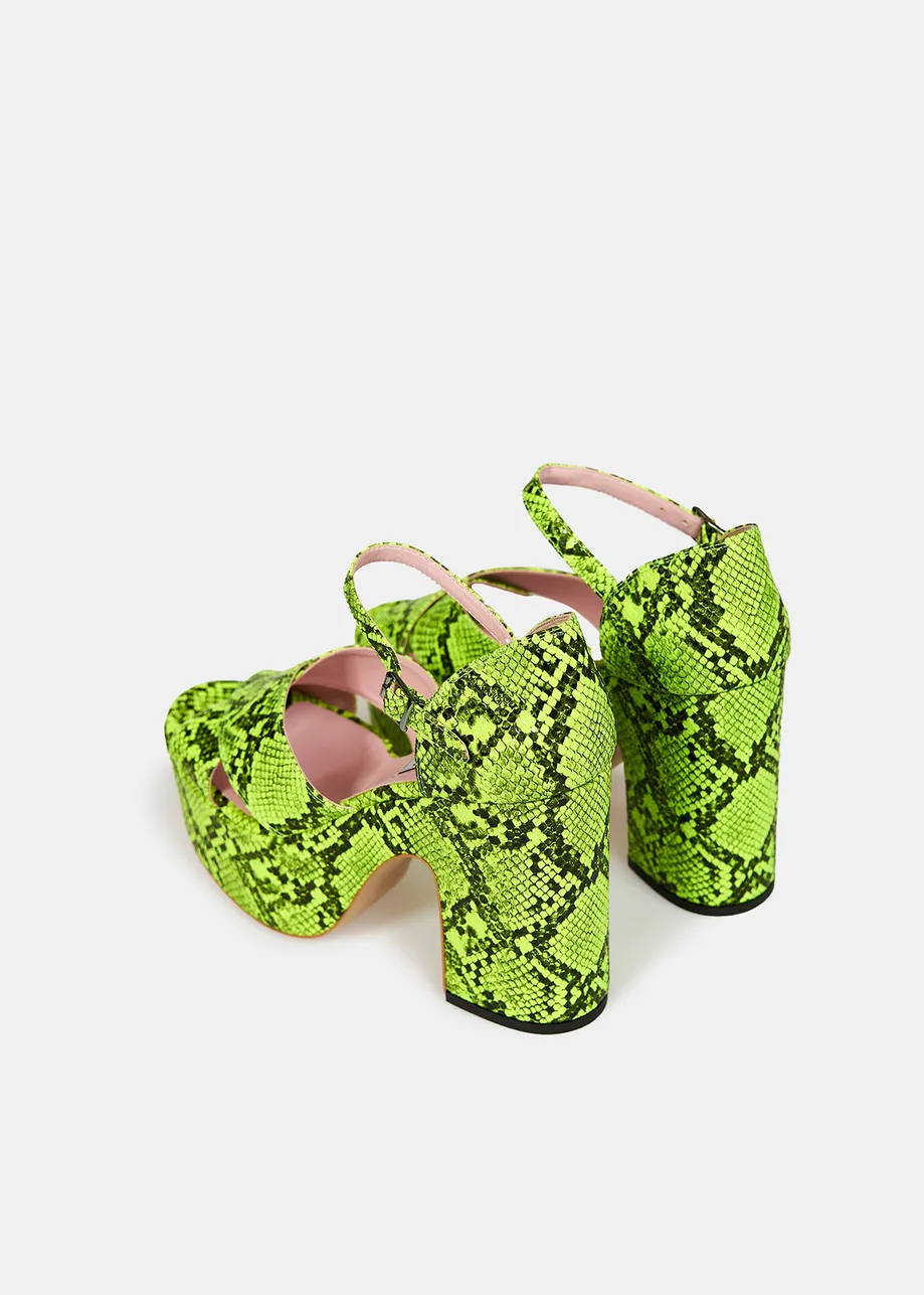 Fluogele plateausandalen met slangeffect