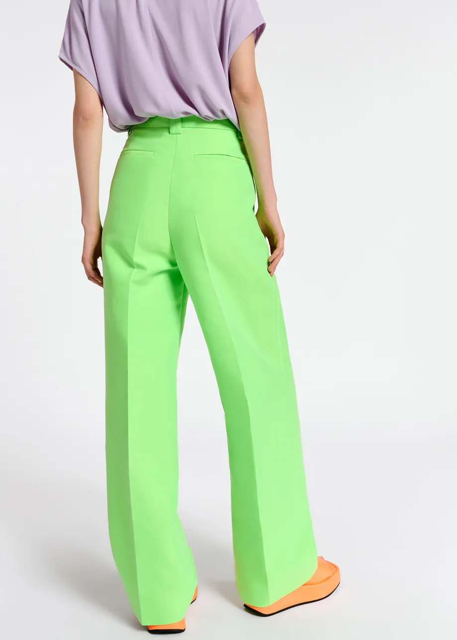 Fluogroene broek met rechte pijpen