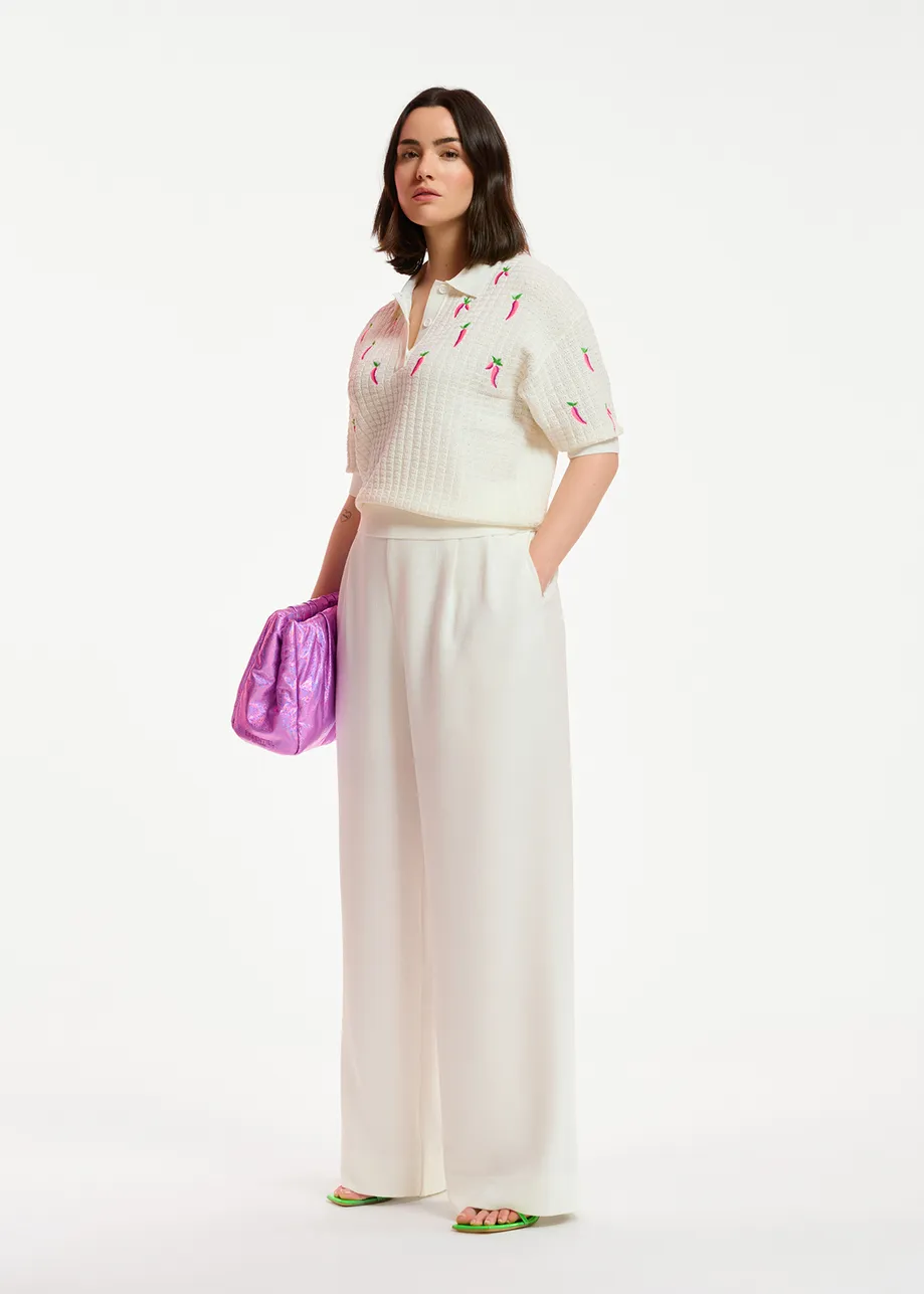 Pantalon blanc cassé à jambes larges