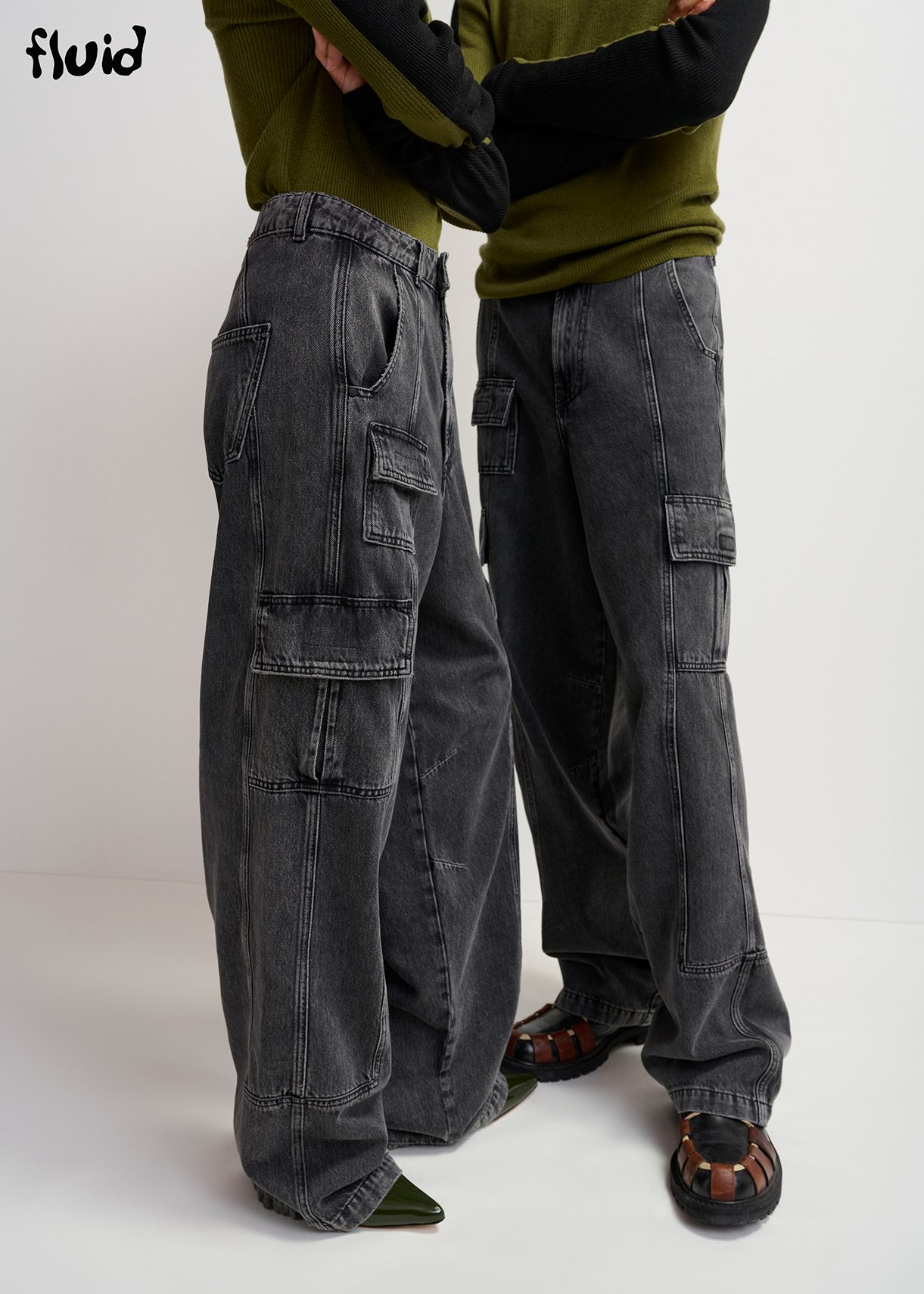 Black wide-leg cargo jeans | Essentiel Antwerp United Kingdom