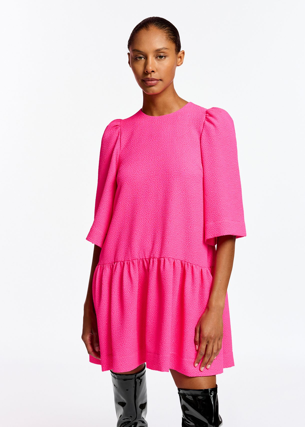 Bright pink mini dress with puffed shoulders Essentiel Antwerp