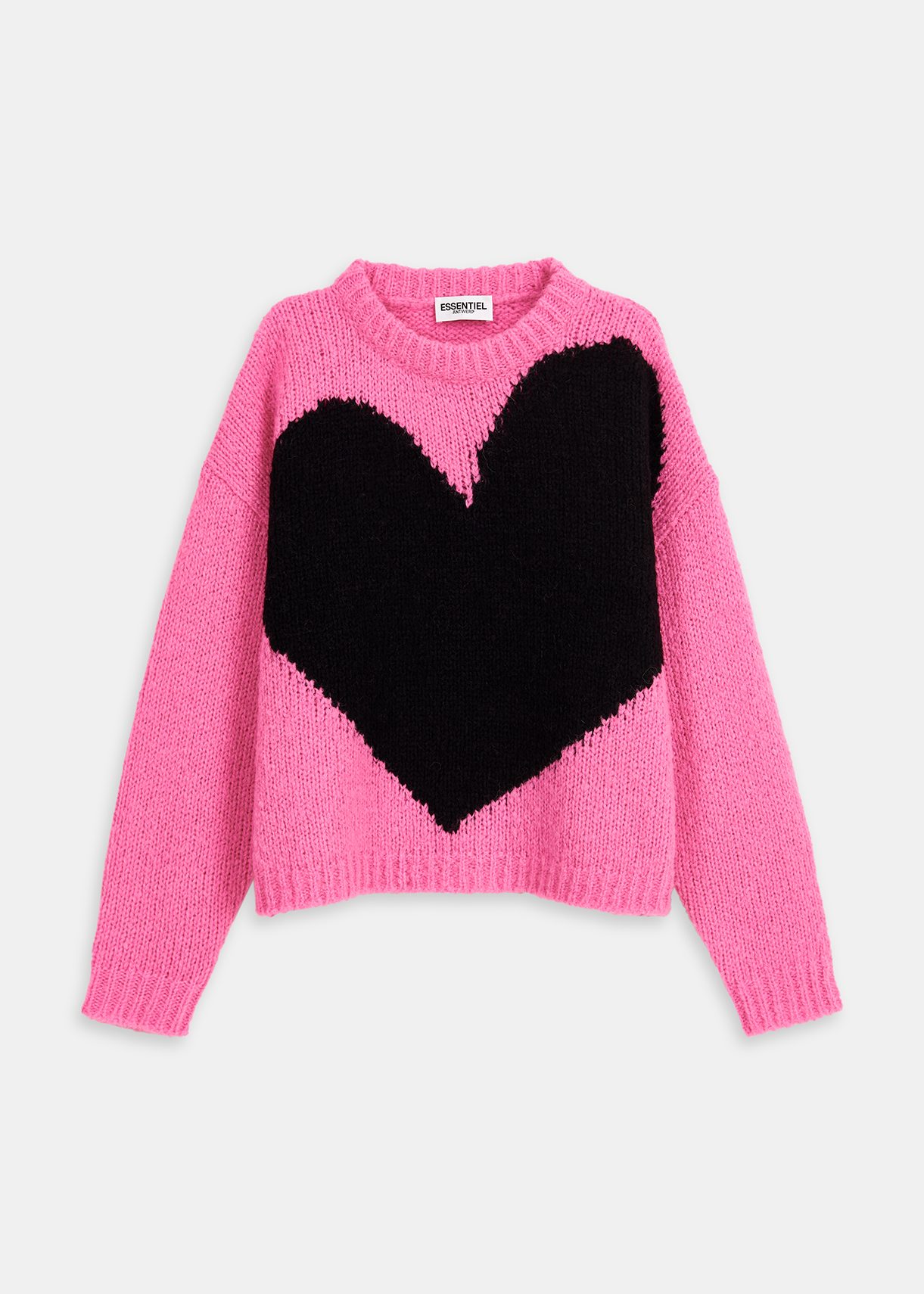 Pull rose et noir avec cœur en intarsia