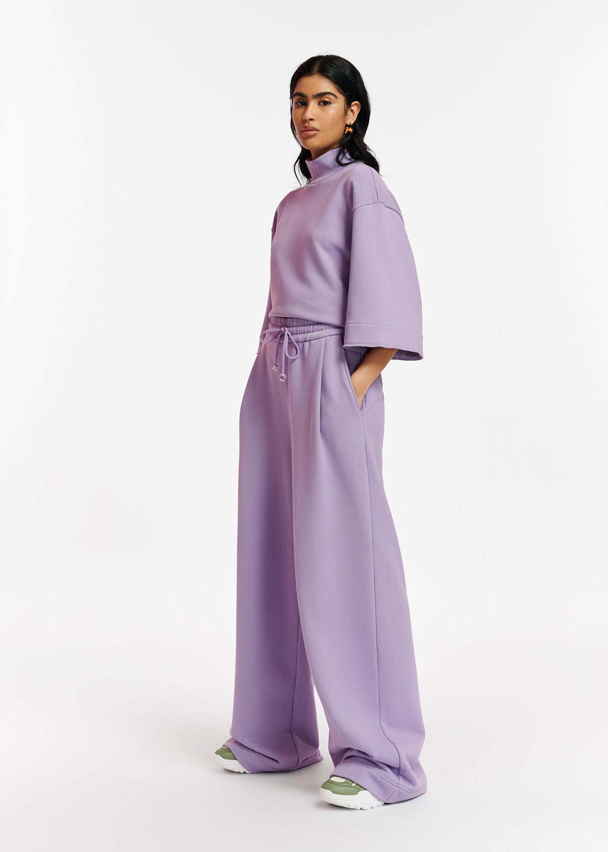 Lilac wide outlet leg trousers