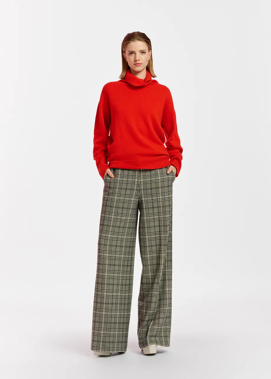 Black and off-white checked straight-leg pants