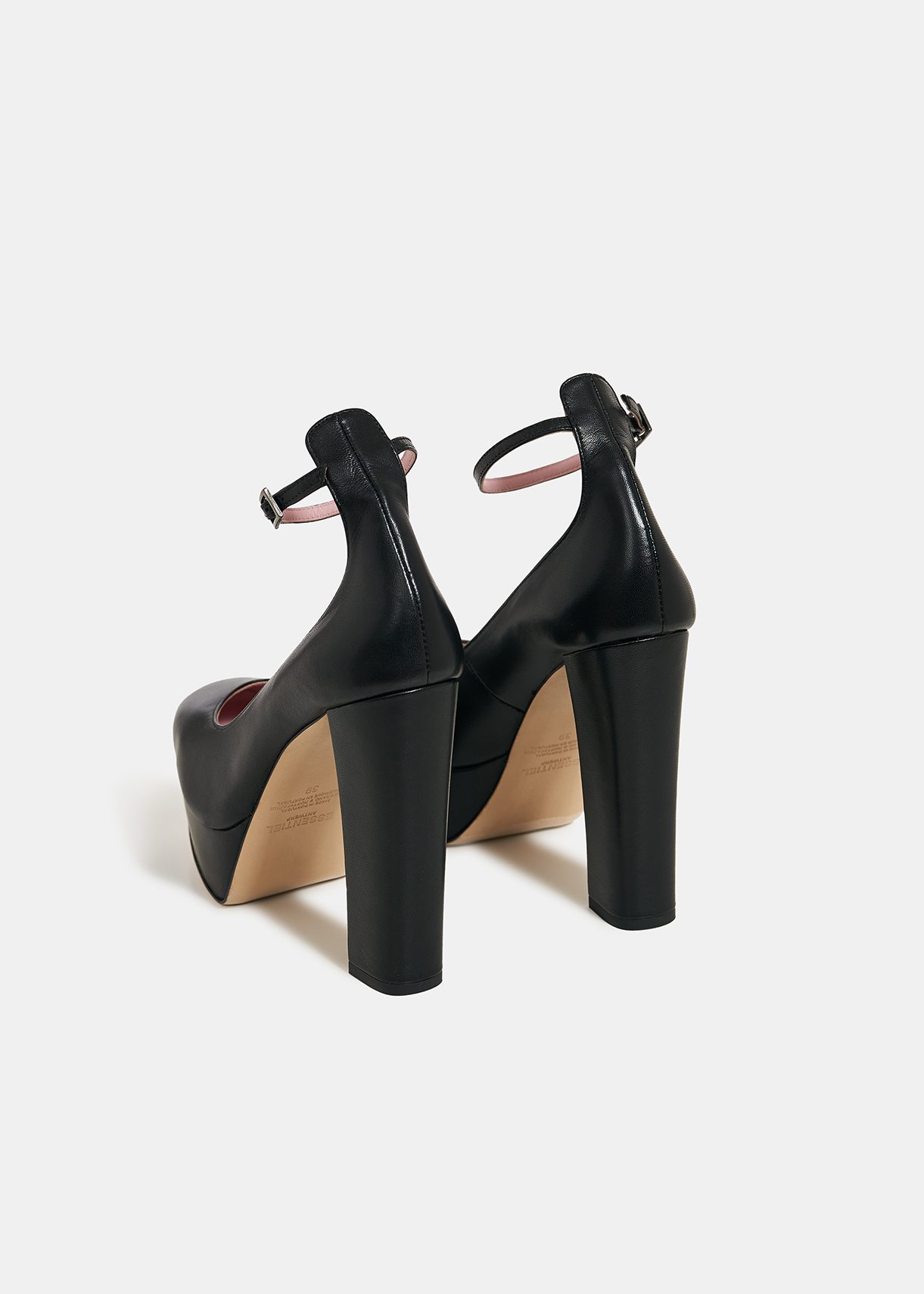 Black faux leather platform pumps Essentiel Antwerp United Kingdom