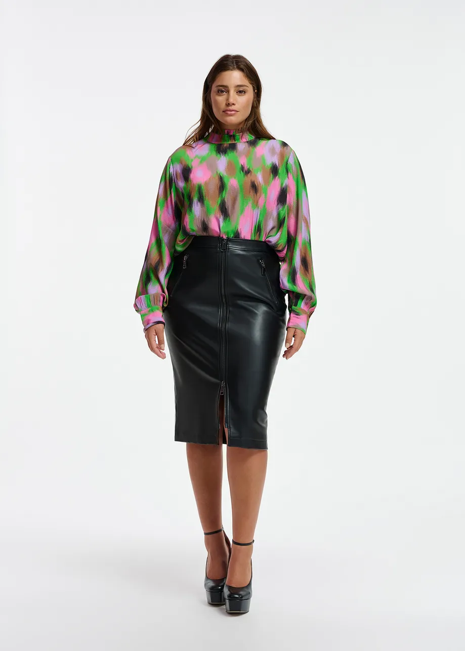 Black faux leather pencil skirt