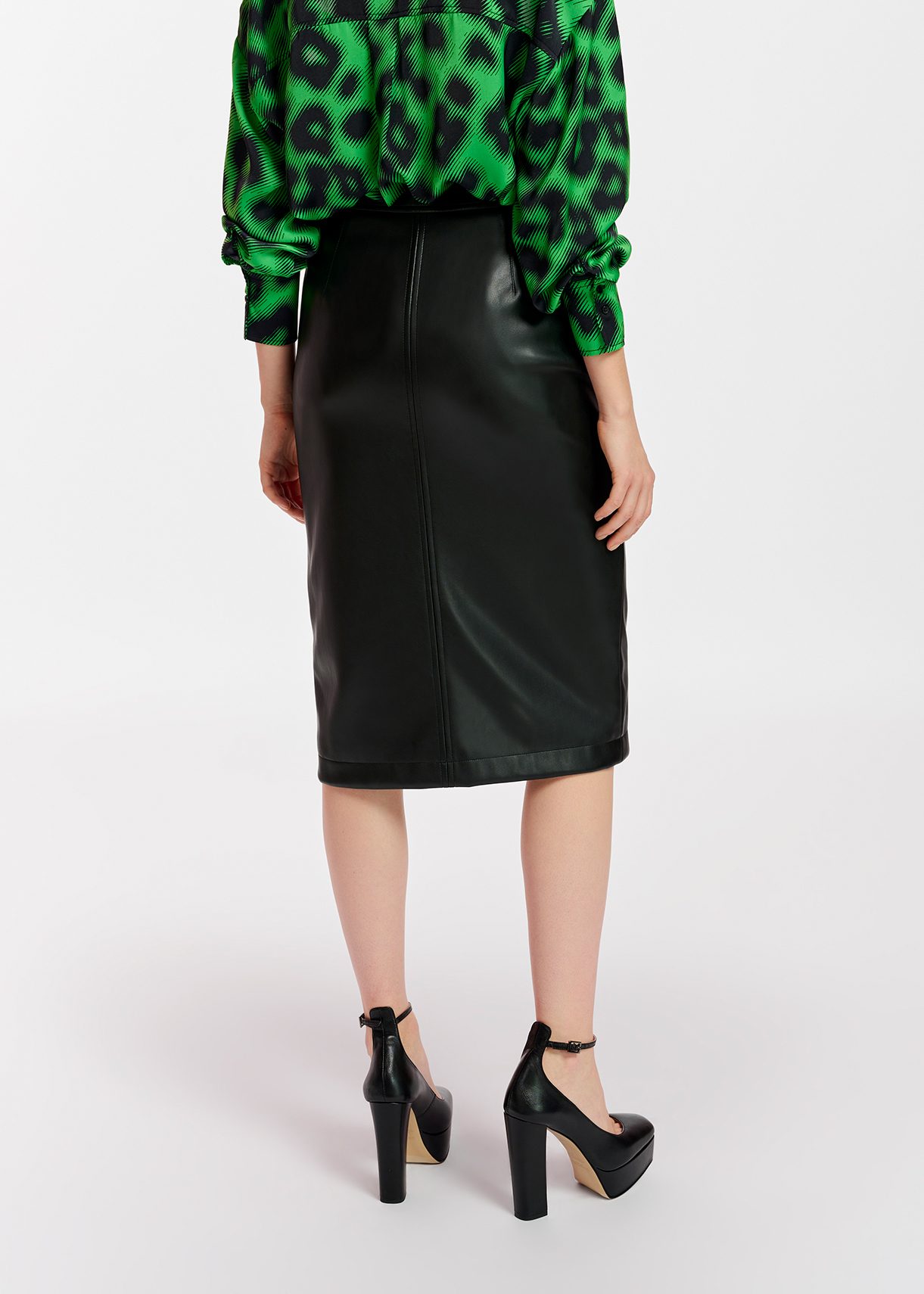 Green pencil discount skirt faux leather